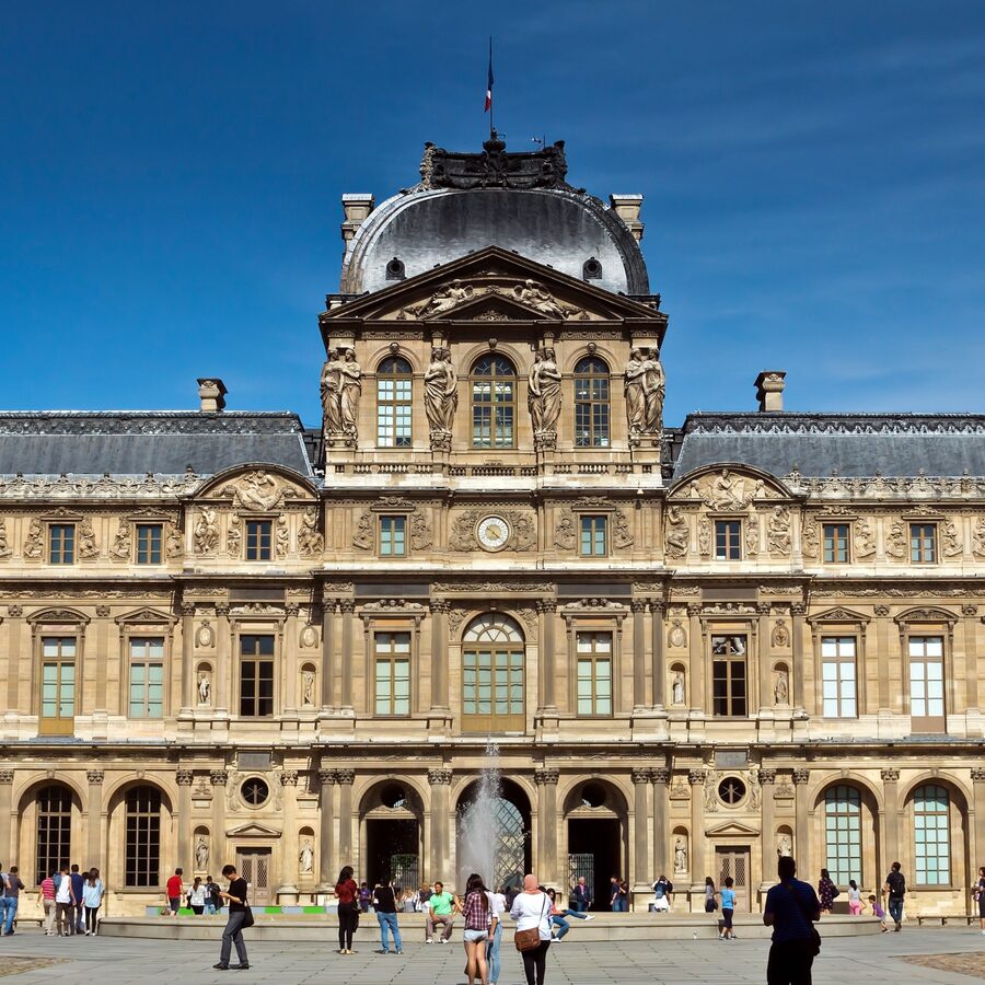 Atrações na Cour Carrée do Louvre em Paris: Guia Completo e Imperdível ...